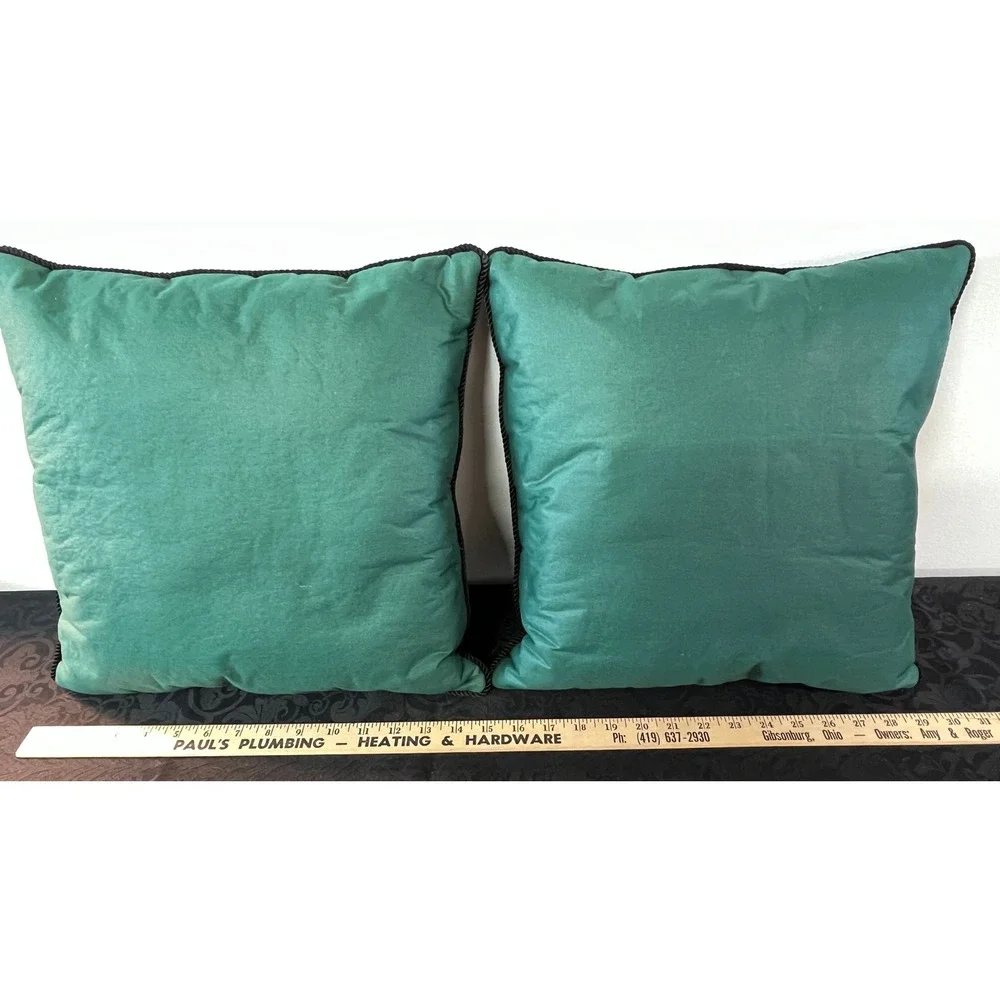 Quilted Floral Still Life Throw Pillows Set of 2 Plum Green 13x13 Vtg Corded